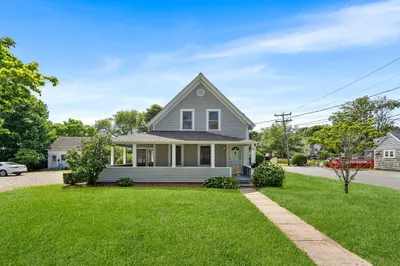 93 Sea St 1