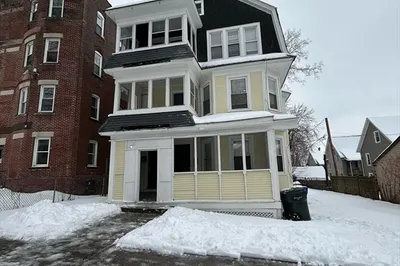 14 Coomes St