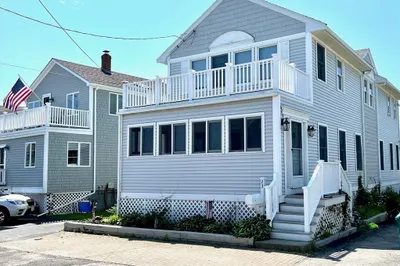 23 Gunrock Ave 1