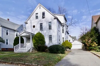 85-87 Hitchcock St 1