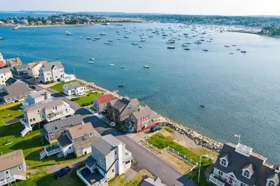 64 Lighthouse Rd