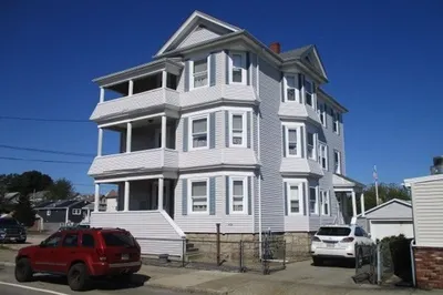 454 Brayton Ave 1