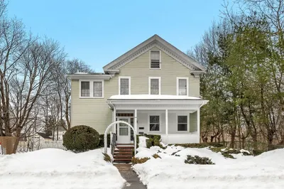 28 Linden Pl 1