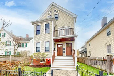 17 Hammond Street #2