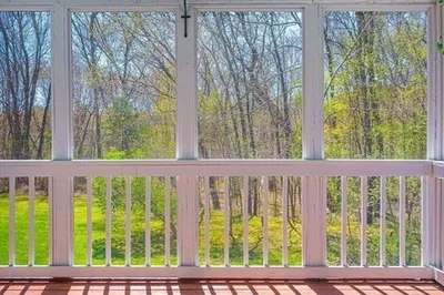 7 Brewster Ln #7
