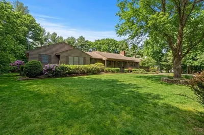17 Gilmore Road 1