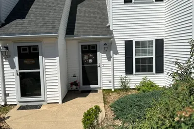 127 Berrington Rd #127 1