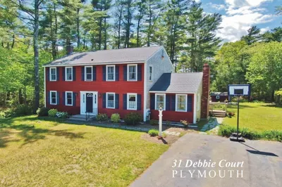 31 Debbie Ct 1