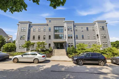 145 Newbury Avenue #15