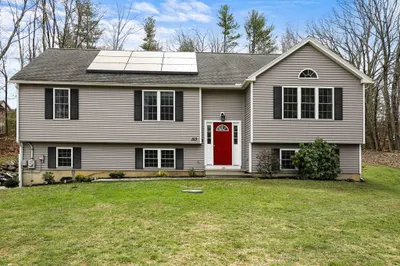 153 Pleasantdale Rd 1
