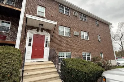 271 Boston Post Rd #7 1