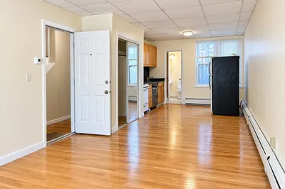 9 Bowdoin St #1 1