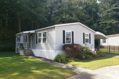 121 Victoria Lane