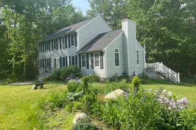 233 Nashua Rd 1