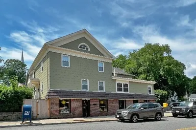 100 Elm St #1 1