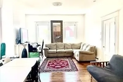 23 Monmouth Street #1 1
