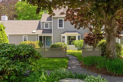 44 Floret Cir #44 1