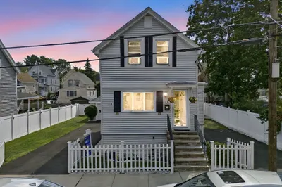11 Clinton St