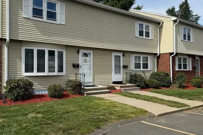 20 Yorktown Ct #20 1