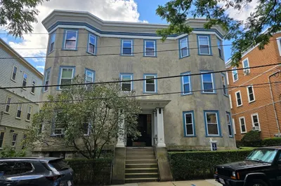 8-10 Chatham St #4