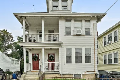 103-105 Neponset Ave 1