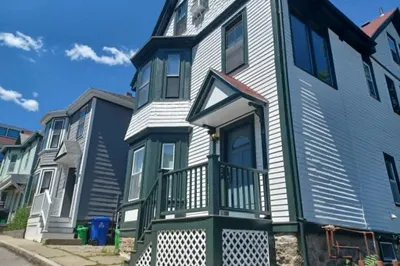 9 Cranston St #1