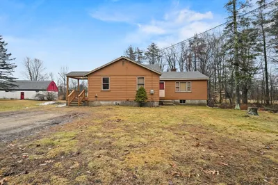 148 Lunenburg Rd 1