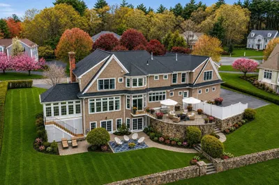 38 Fieldstone Farm Rd 1