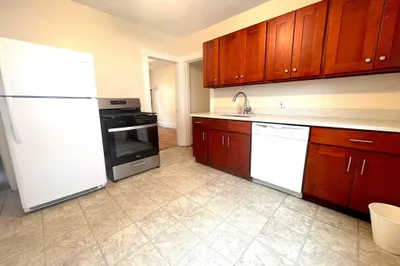 77 Summer St #1