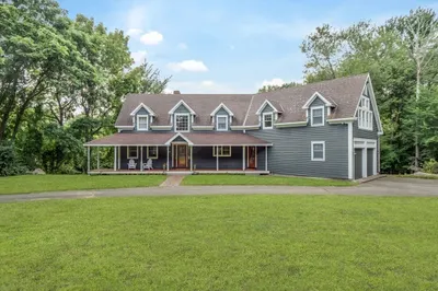 1044 Liberty Square Rd 1