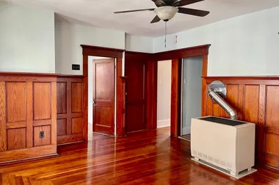 62 Willard St #2