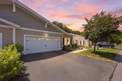 89 Rogerson Crossing #89