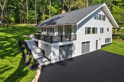 8 Irene Rd 1