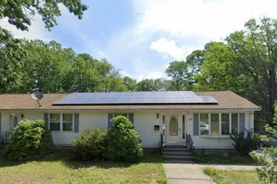 79 Shore Dr 1