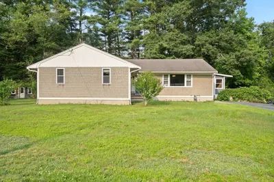 8 Cushman Ave