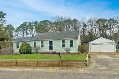 270 Mckoy Rd 1