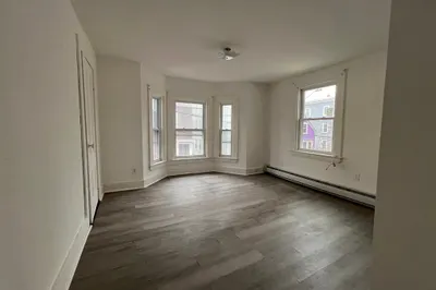 40 Jefferson St #2