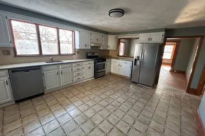 65 Egerton Rd #2