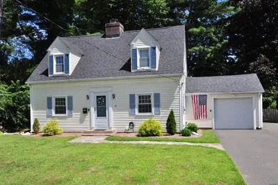 16 Spruce St 1