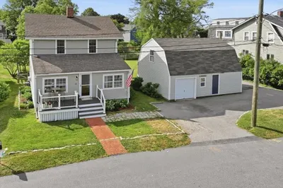 13 6th Avenue 1