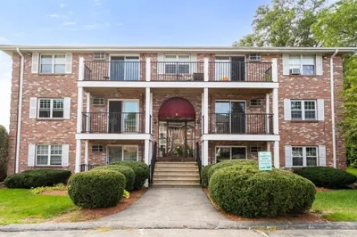 2 Karen Cir #8 1