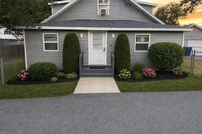 114 Bay State Rd
