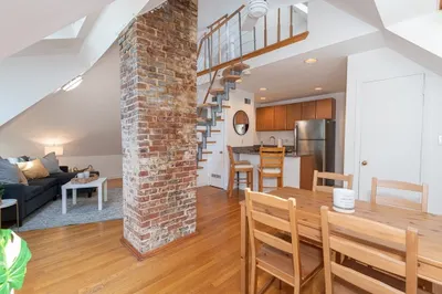 83 Pleasant St #7