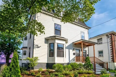38 Chester St #1