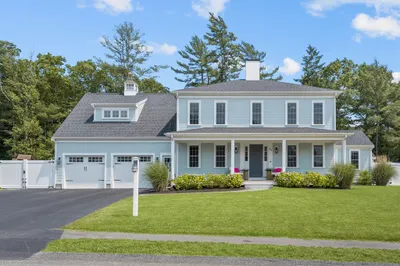 82 Stone Gate Dr 1