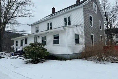 1710 Main St