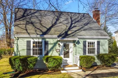 32 Chestnut Road