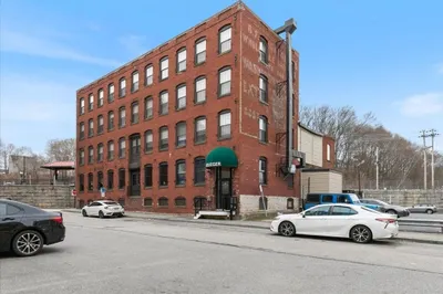 5 Batchelder Ct #203