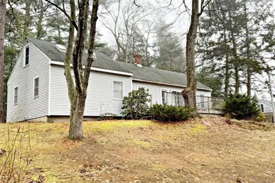 36 S Longyard Rd