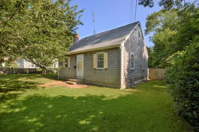9 English Street